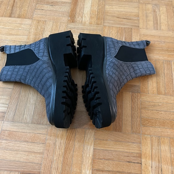 Pons Quintana NWOT - Picture 2 of 14